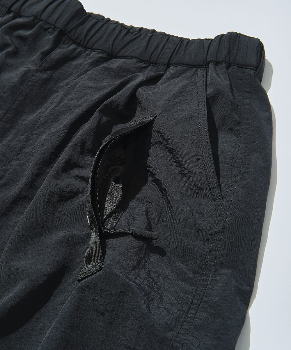 ID Doogie Shorts