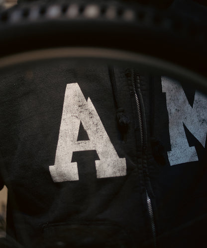 Bow Wow Zip Hoodie Aging "A.M."